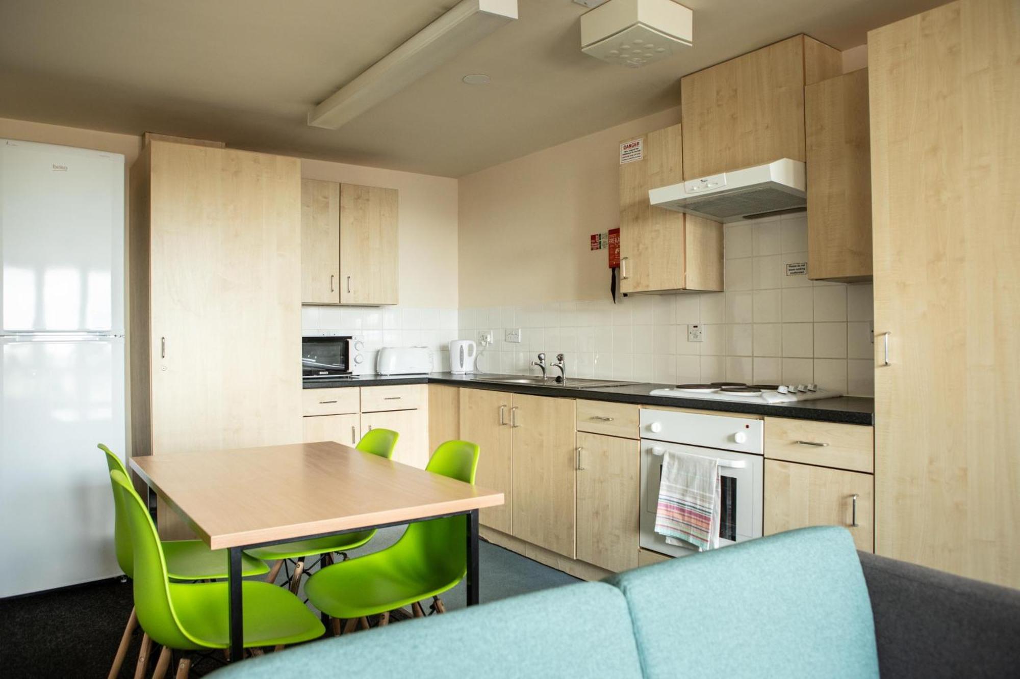 Rusholme Place Манчестер Экстерьер фото